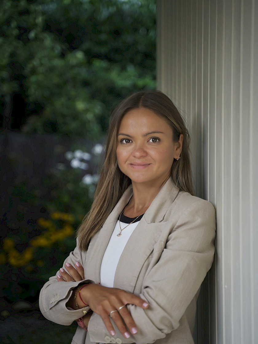 Alina Selbach, Head of Furniture Business at TÜV Rheinland, speaker at the Wherever Whenever – Work Culture Festival 2026. Photo: © Alina Selbach