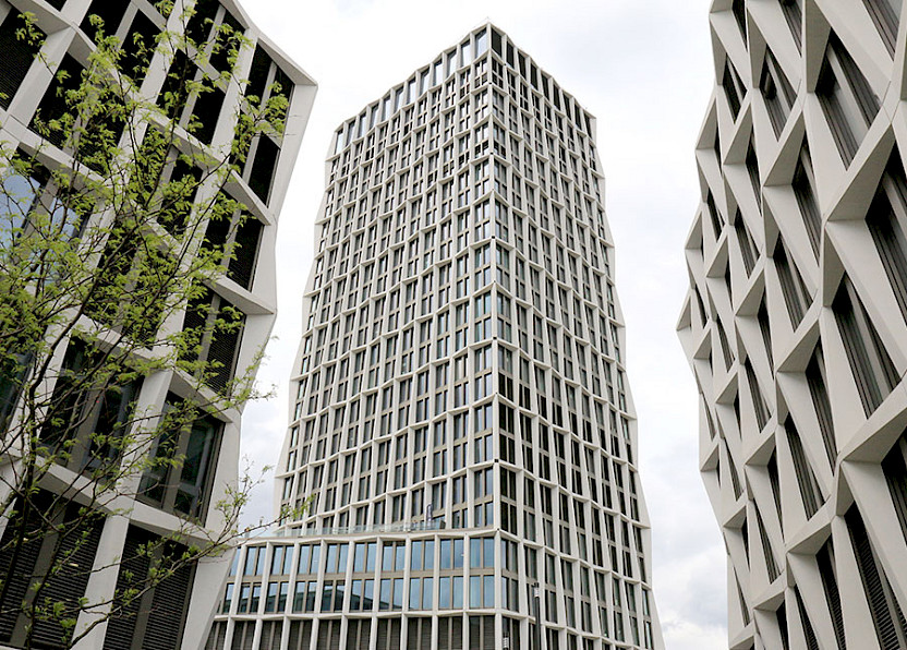 Die CONET-Zentrale belegt die Etagen 12 bis 21 im Tower des Neuen Kanzlerplatzes in Bonn, Bild: ©CONET