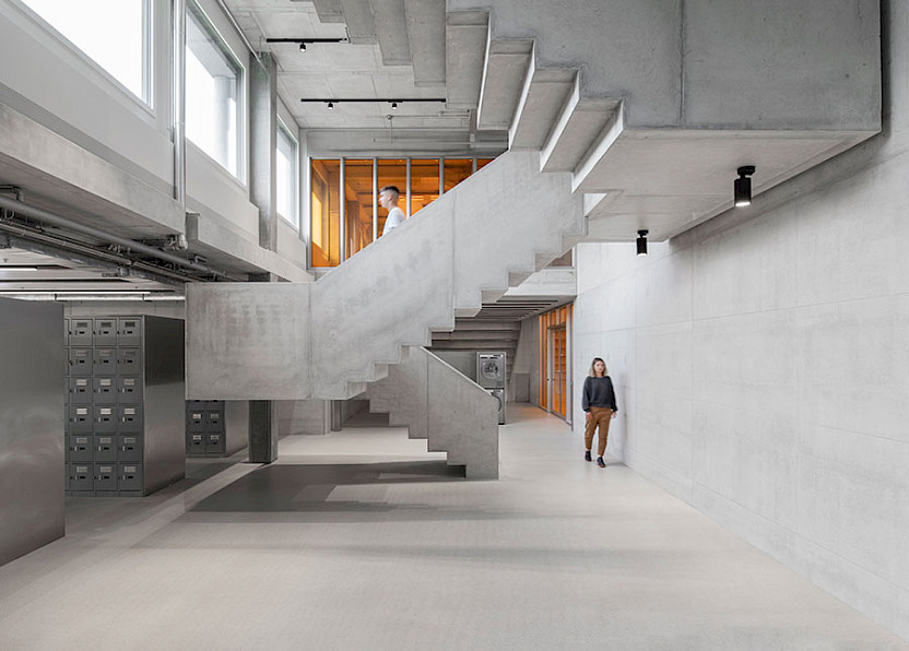 Stufen ziehen sich durchs ganze On Labs-Gebäude. Bild: Mikael Olsson